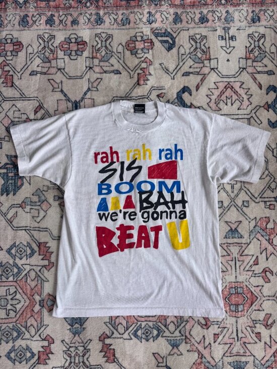 Screen Stars Other - Vintage "We're Gonna Beat U" Chant T-Shirt - size Large Single Stitch